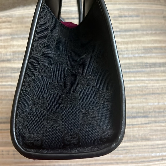 Vintage gucci handbag no stains no rips in very good condition - Picture 3 of 9